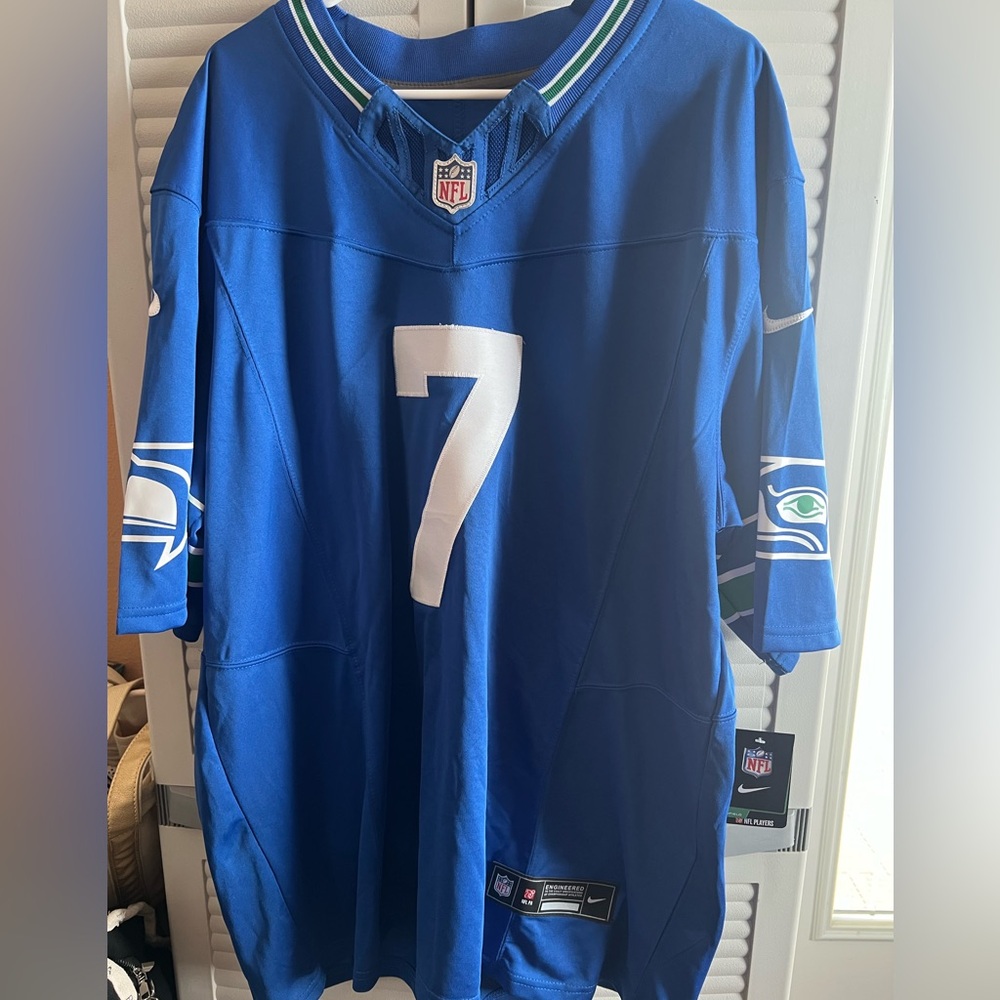 New with tags men’s size XL, Seattle Seahawks Smith stitched jersey